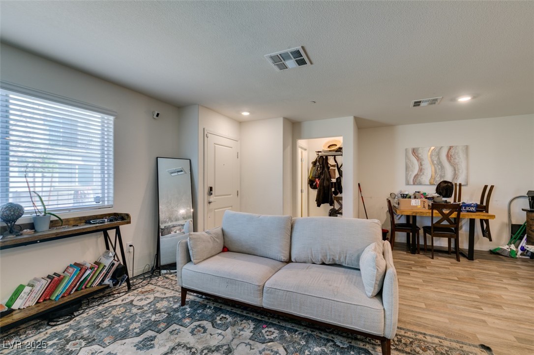 2598 Mocha Pearl Court Property Photo 11