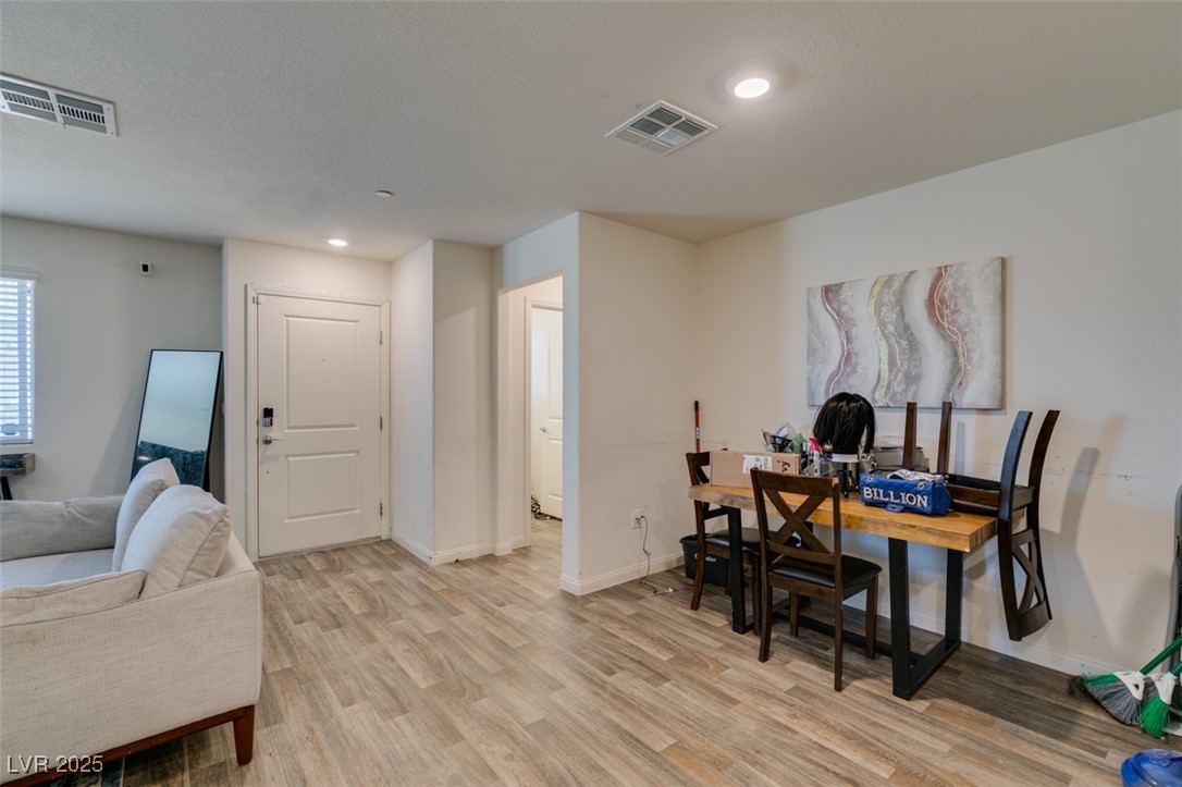 2598 Mocha Pearl Court Property Photo 17