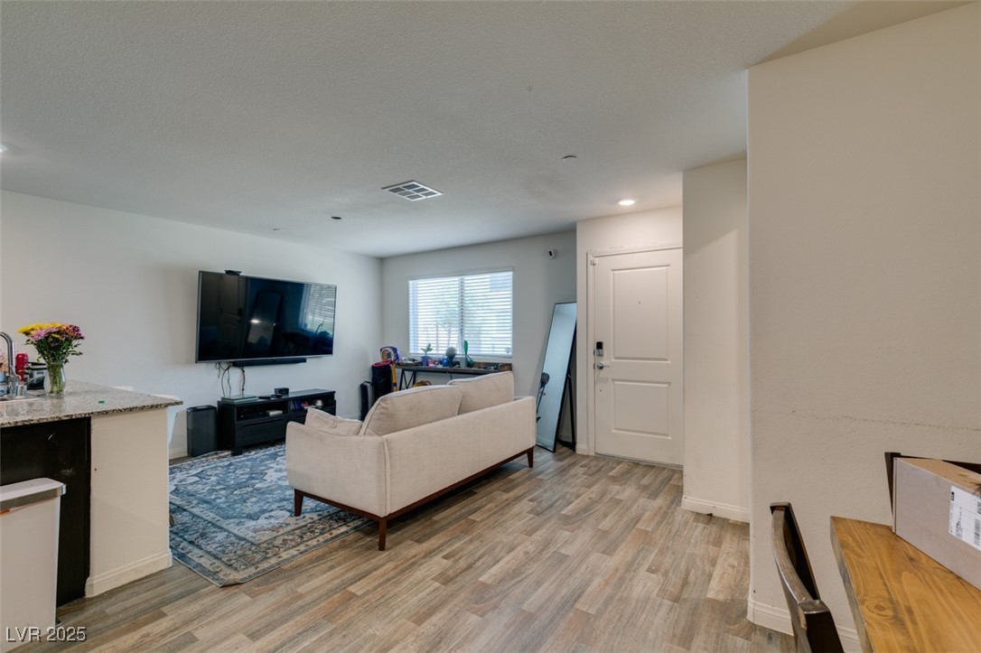 2598 Mocha Pearl Court Property Photo 19