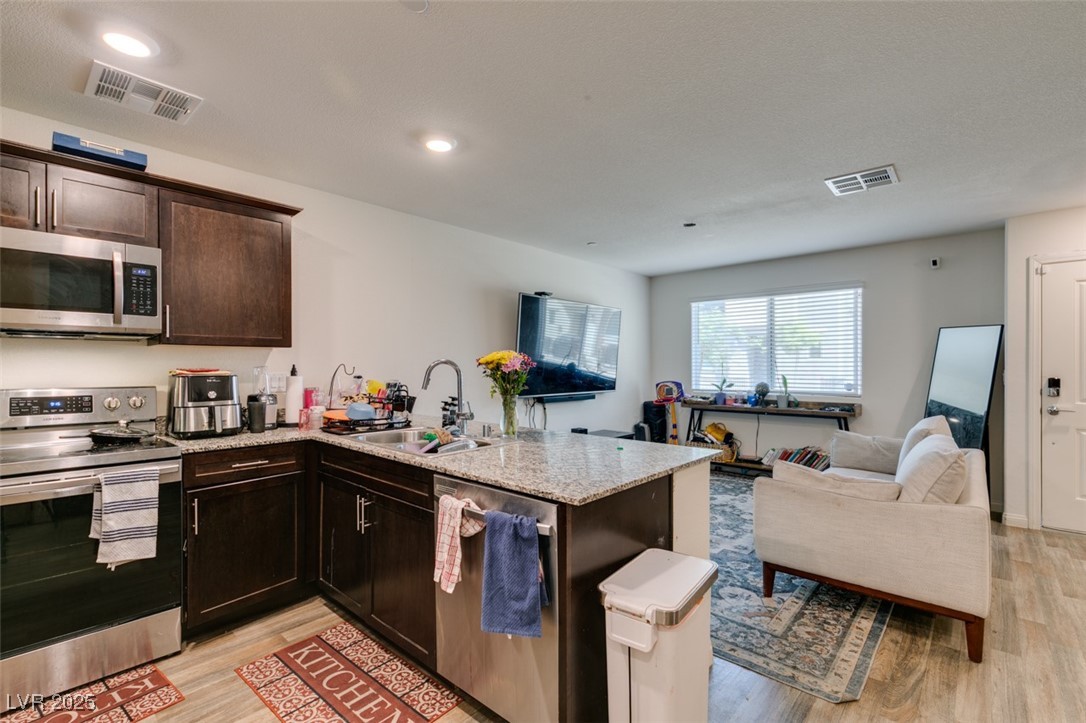 2598 Mocha Pearl Court Property Photo 25