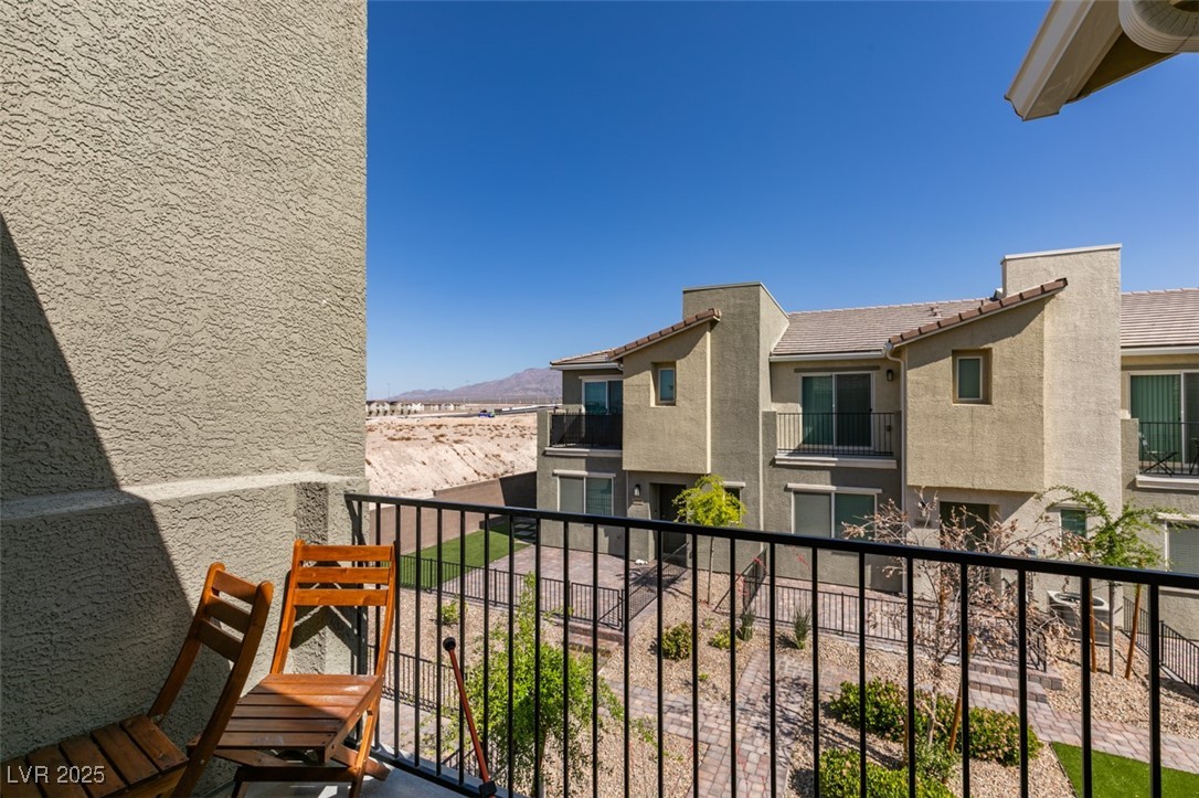 2598 Mocha Pearl Court Property Photo 32