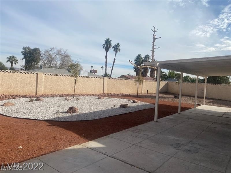 4300 Don Quixote Street Property Photo 7