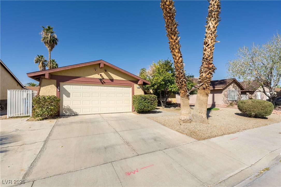 1349 Foxglove Drive Property Photo