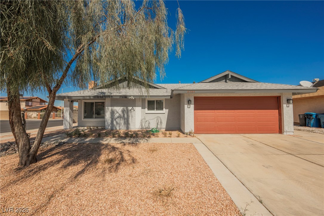 6284 Pinewood Avenue Property Photo