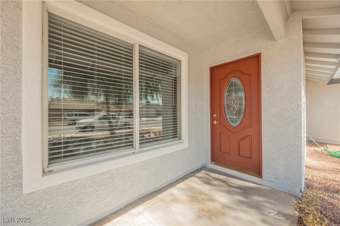 6284 Pinewood Avenue Property Photo 10