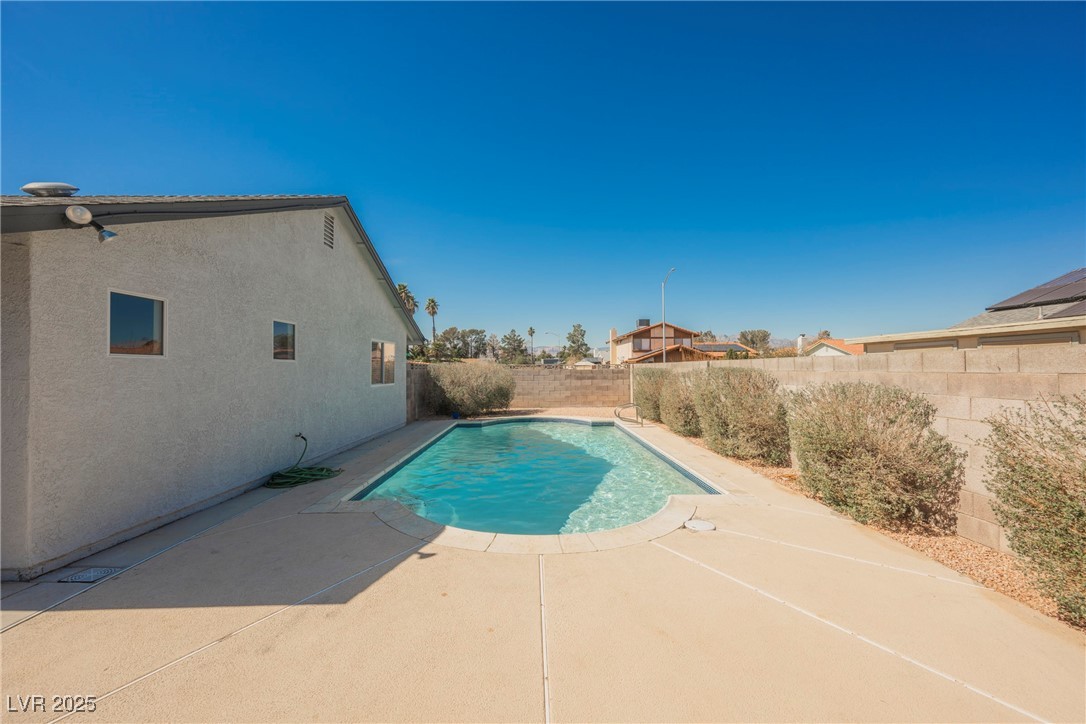 6284 Pinewood Avenue Property Photo 15