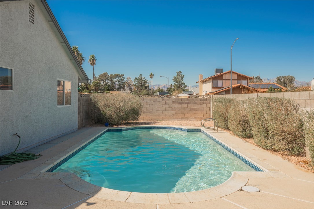 6284 Pinewood Avenue Property Photo 16