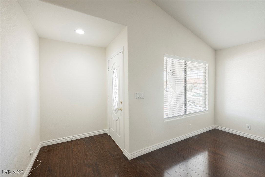 6284 Pinewood Avenue Property Photo 24