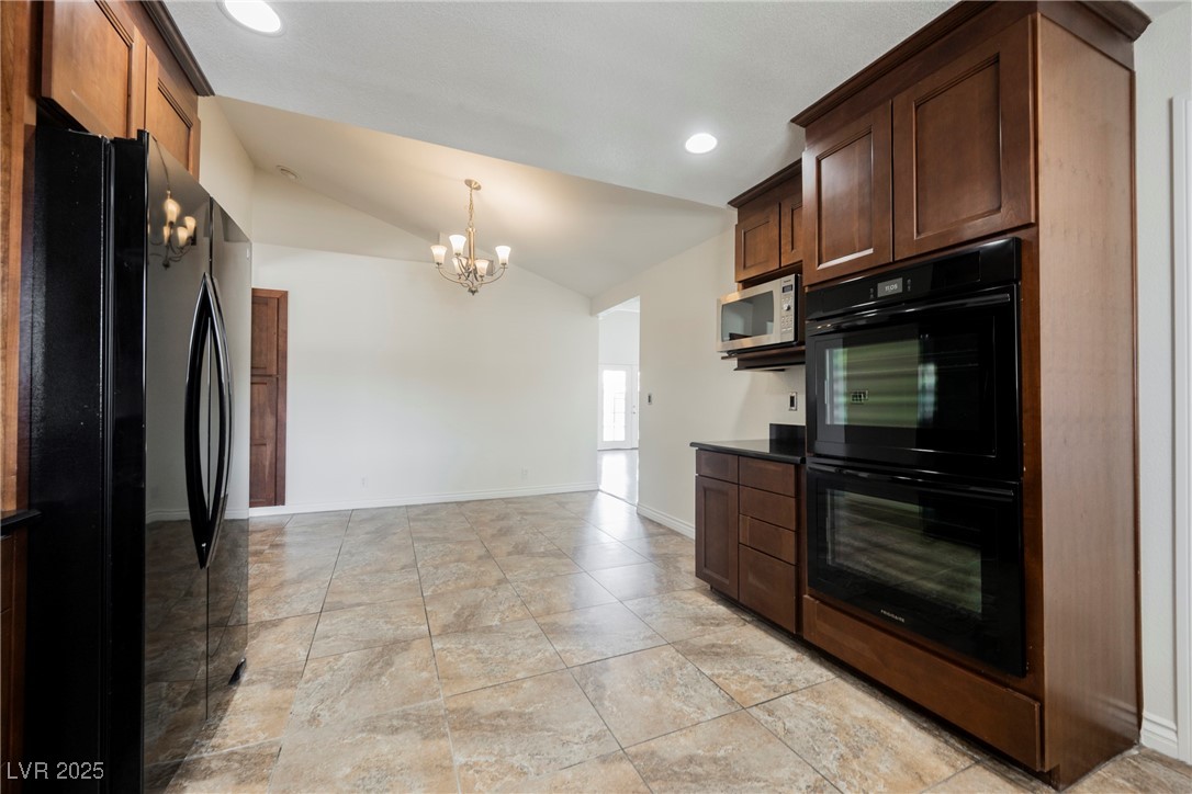6284 Pinewood Avenue Property Photo 30