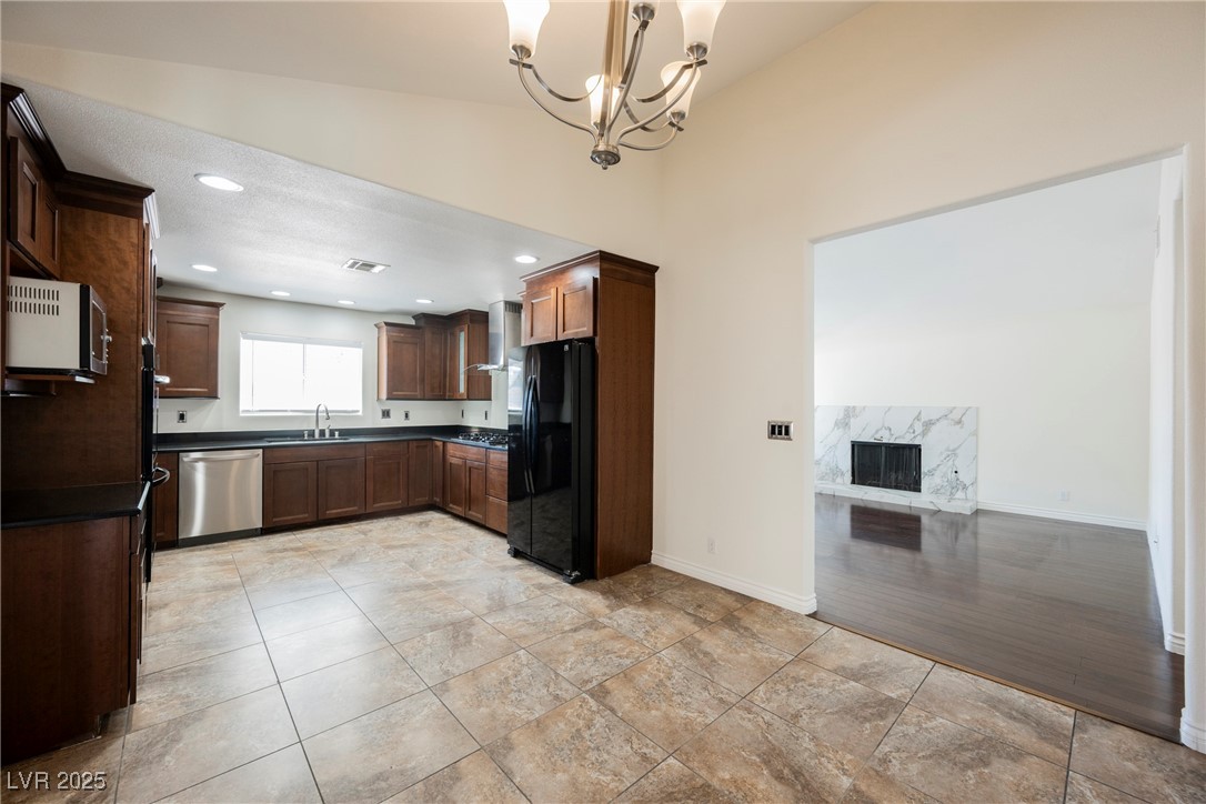 6284 Pinewood Avenue Property Photo 39