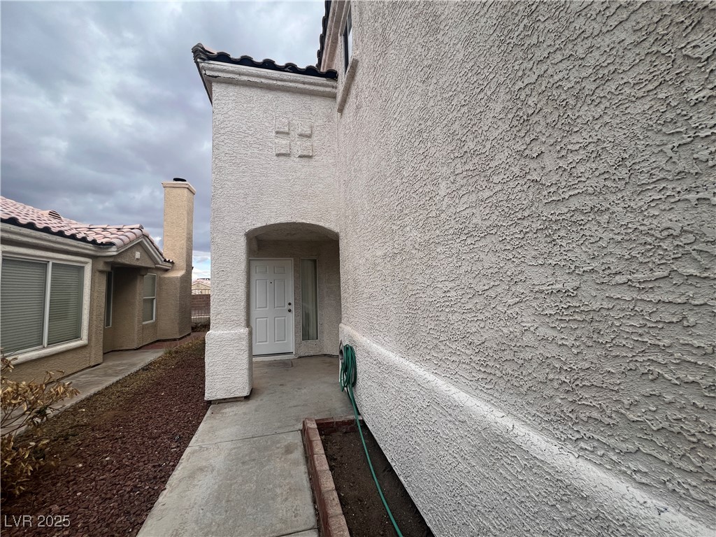 1844 Navajo Lake Way Property Photo 3