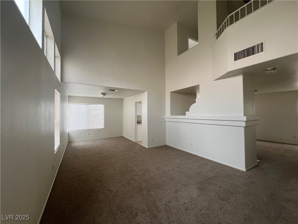 1844 Navajo Lake Way Property Photo 5