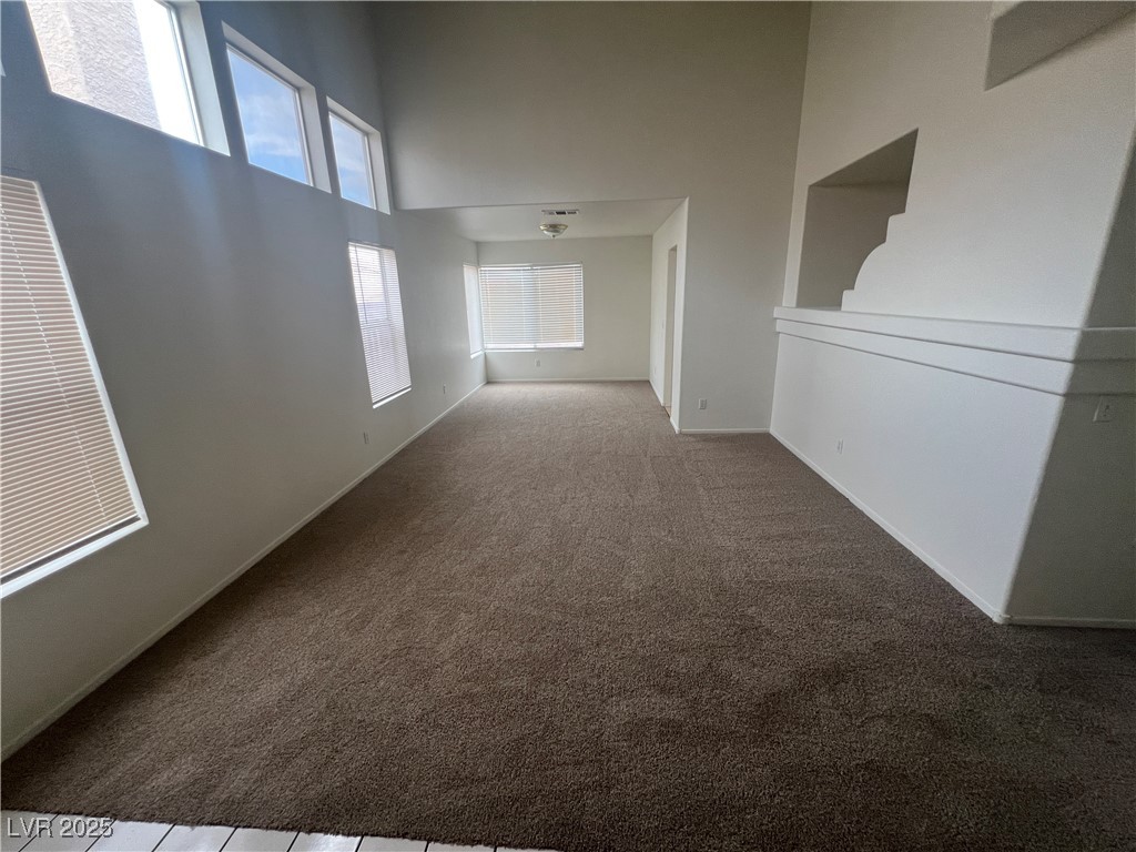 1844 Navajo Lake Way Property Photo 7