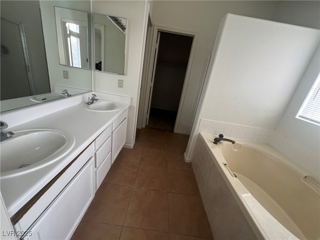 1844 Navajo Lake Way Property Photo 20