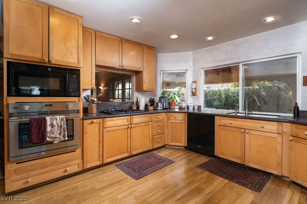 2917 Chapala Drive Property Photo 15