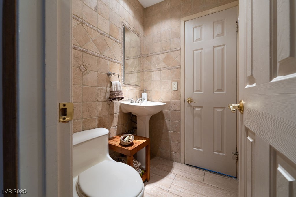 2917 Chapala Drive Property Photo 21