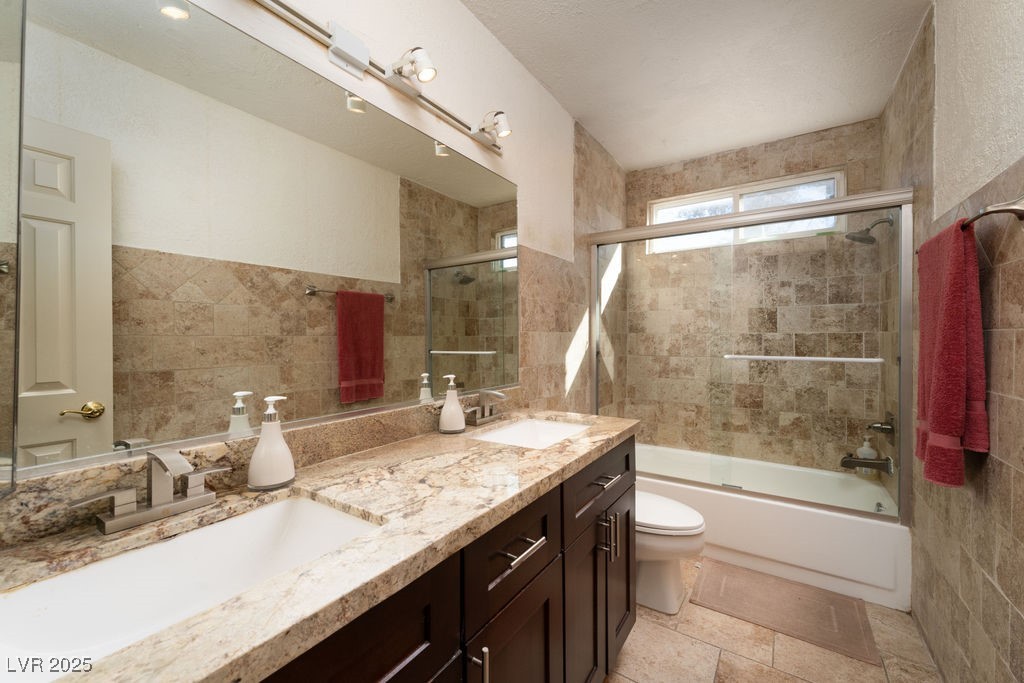 2917 Chapala Drive Property Photo 24