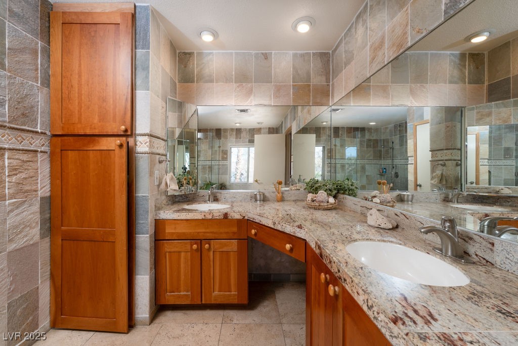 2917 Chapala Drive Property Photo 46