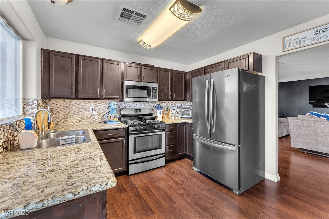 3536 Golden Pedal Street Property Photo 5