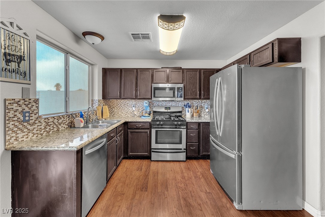3536 Golden Pedal Street Property Photo 6