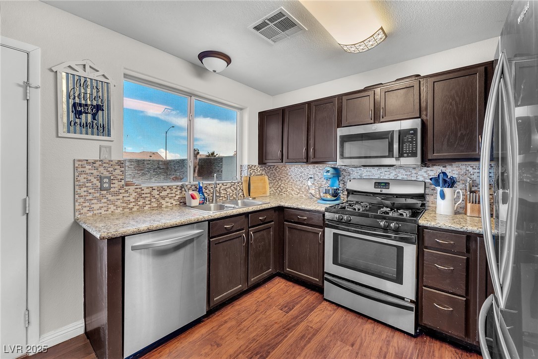 3536 Golden Pedal Street Property Photo 7