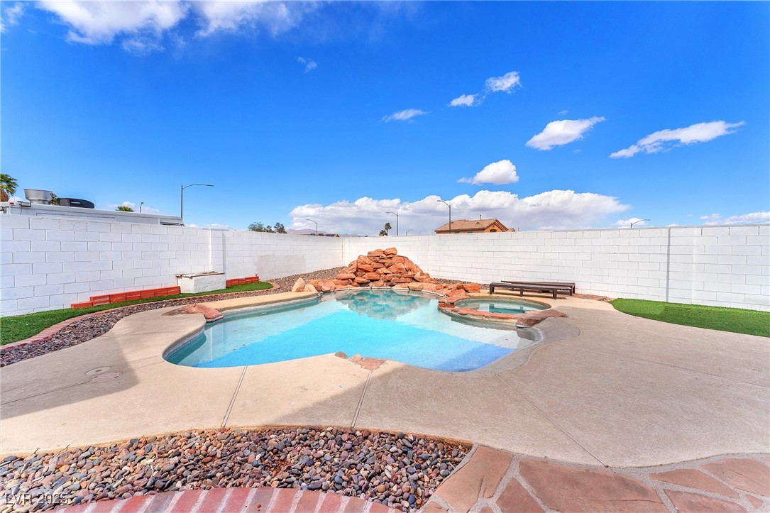 3536 Golden Pedal Street Property Photo 33