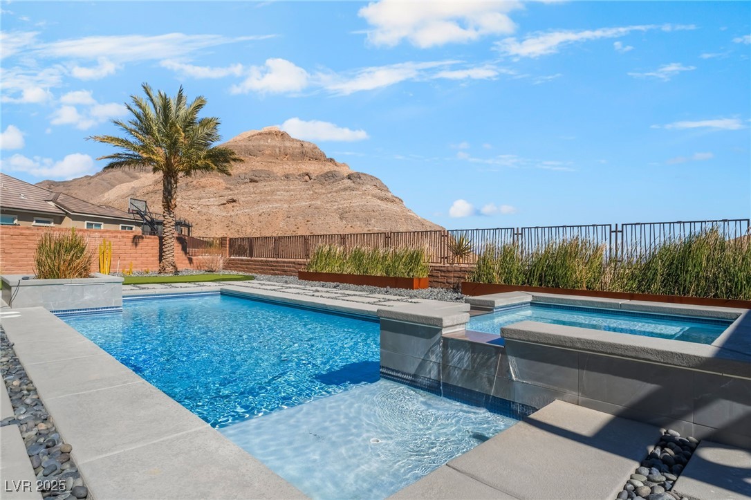 3120 Greenscape Lane Property Photo 6