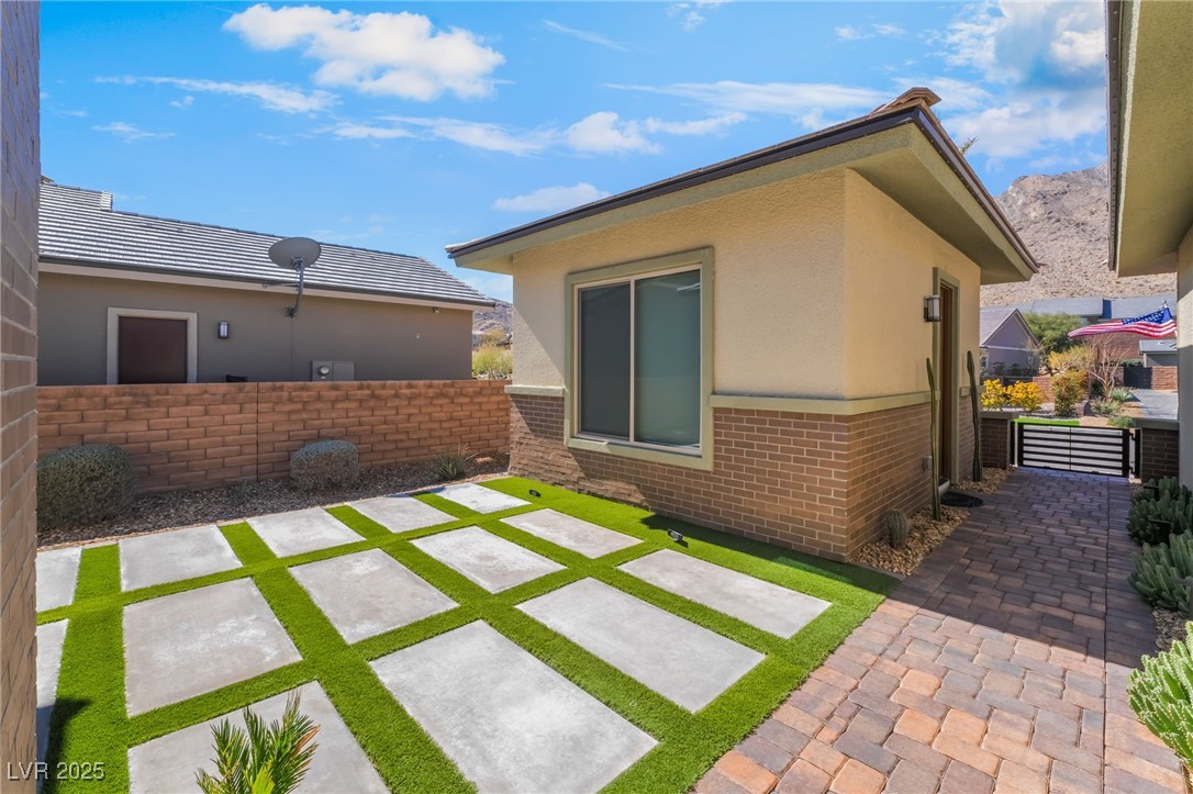 3120 Greenscape Lane Property Photo 11