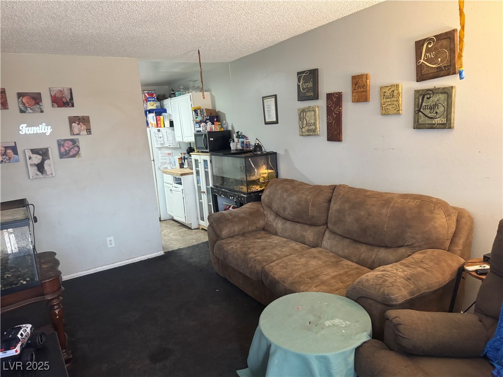 3934 Torsby Place Property Photo 5