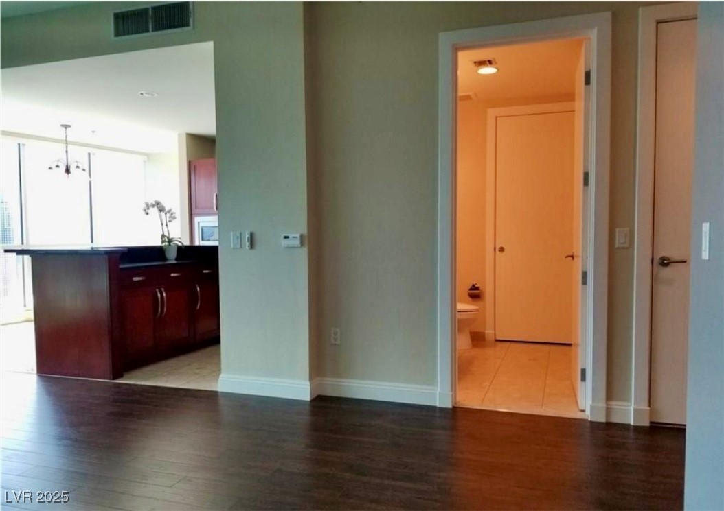 4575 Dean Martin Drive 3007 Property Photo 11