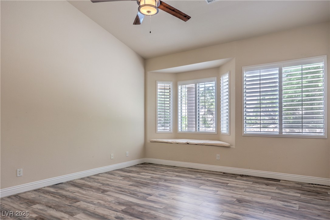 2020 Sinfonia Avenue Property Photo 15