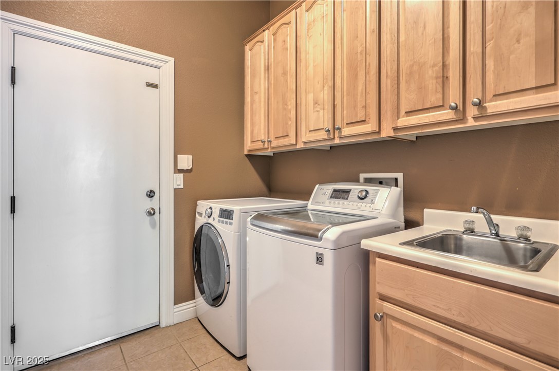 2020 Sinfonia Avenue Property Photo 27