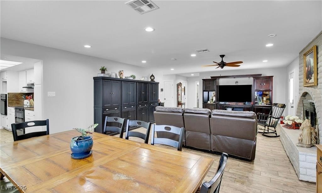 3675 West Maule Avenue Property Photo 12