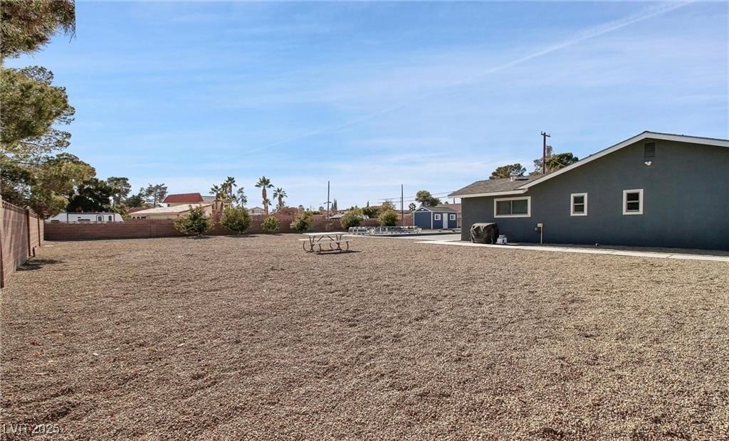 3675 West Maule Avenue Property Photo 43