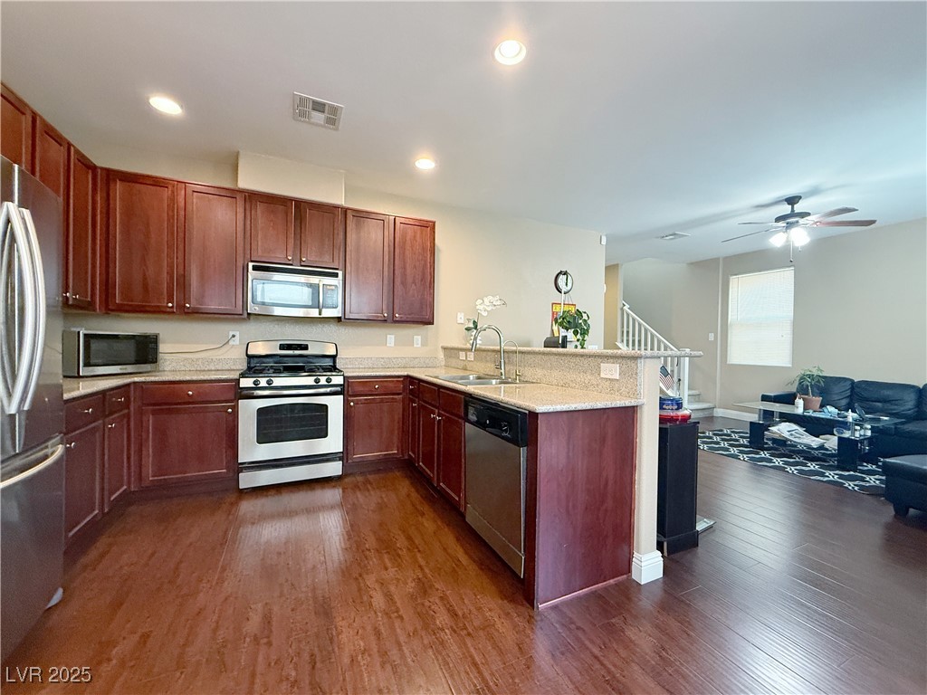7735 Pista Way Property Photo 10