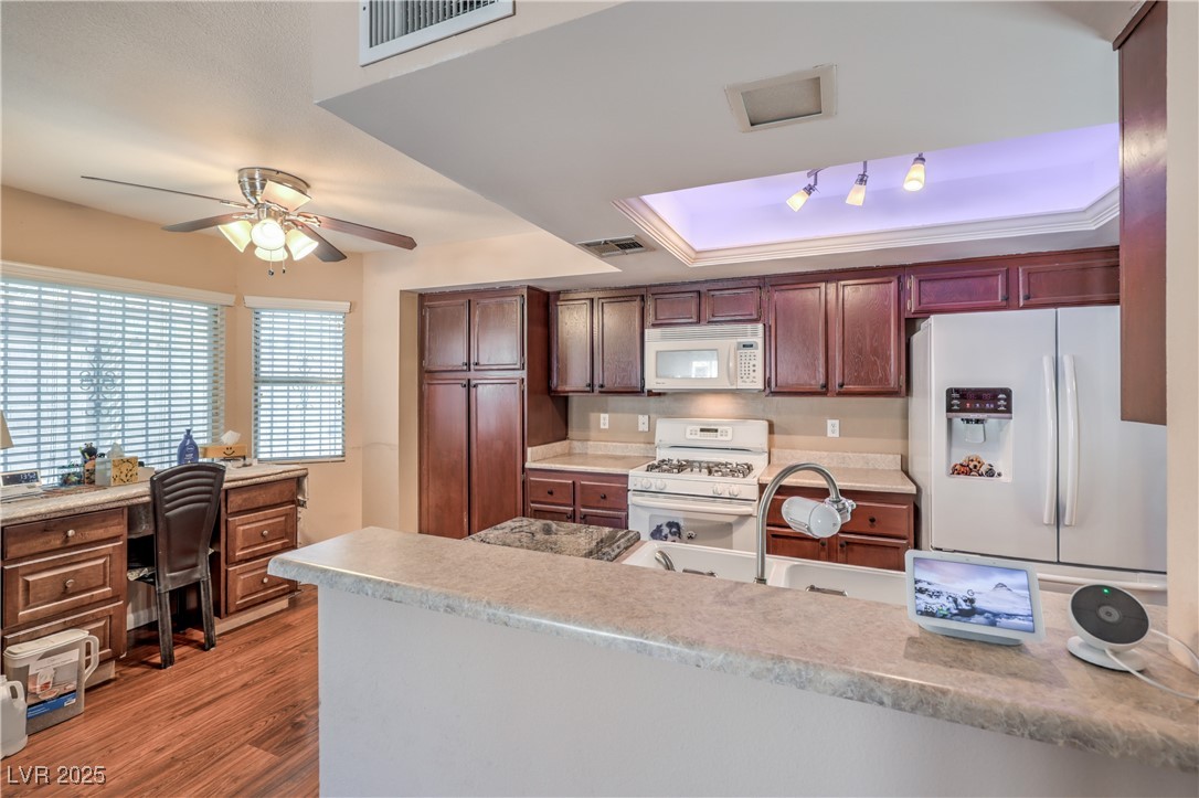 1209 Shifting Sands Drive Property Photo 11