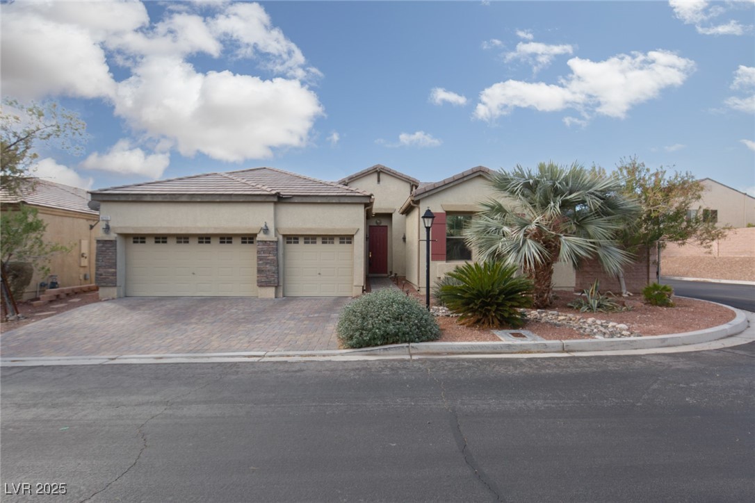 8233 Preppy Fox Avenue Property Photo