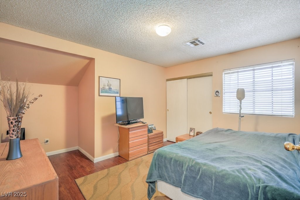 2700 Brienza Way Property Photo 32