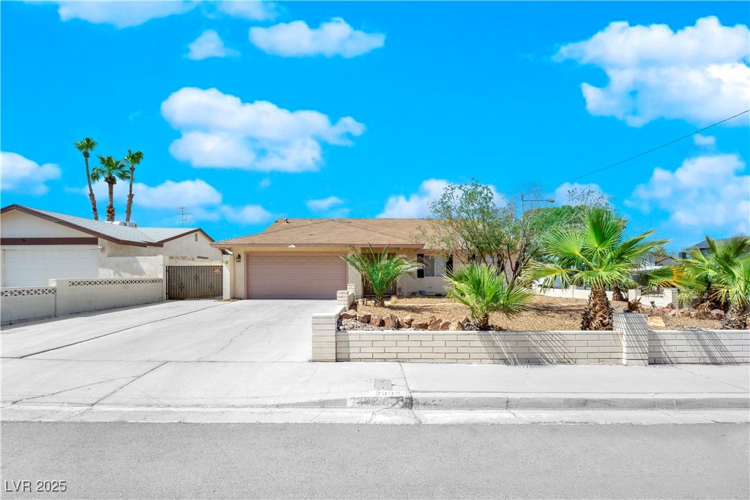 2302 Wagonwheel Avenue Property Photo 1