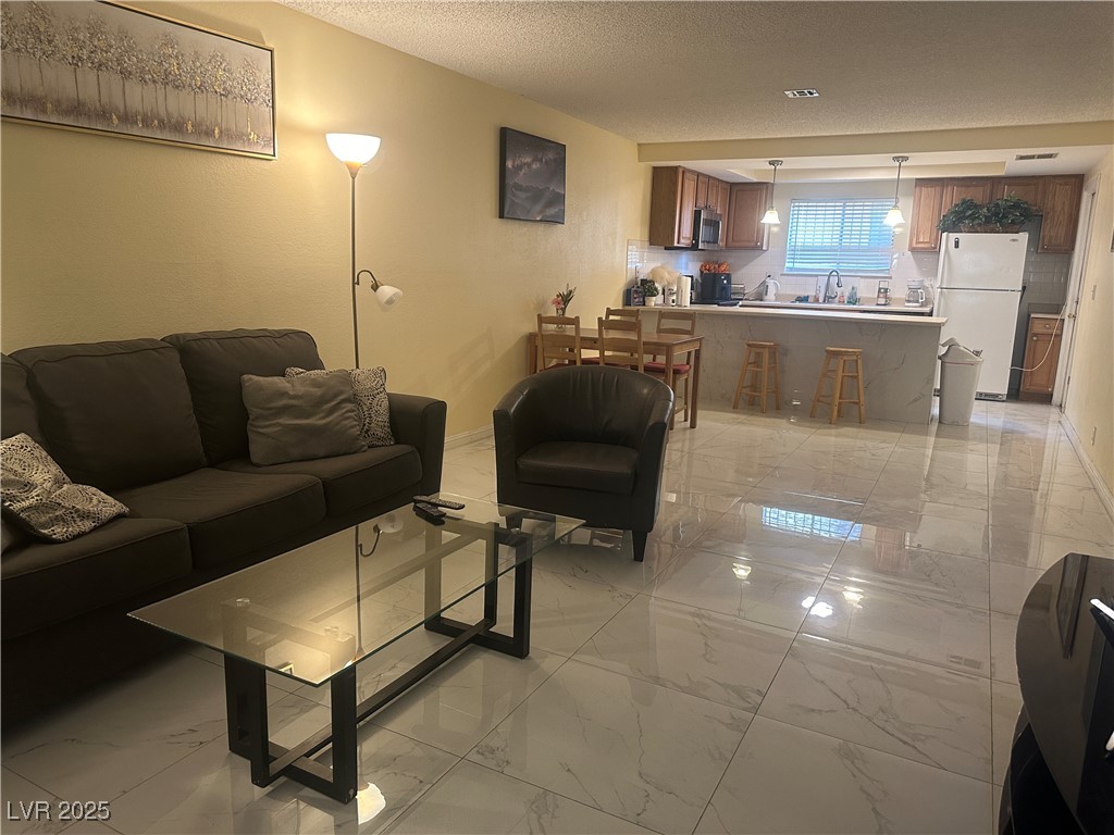 4454 West Desert Inn Road B Property Photo