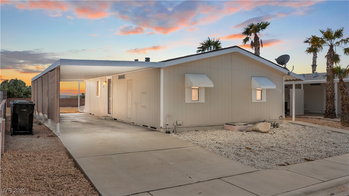 1671 Granada Street Property Photo