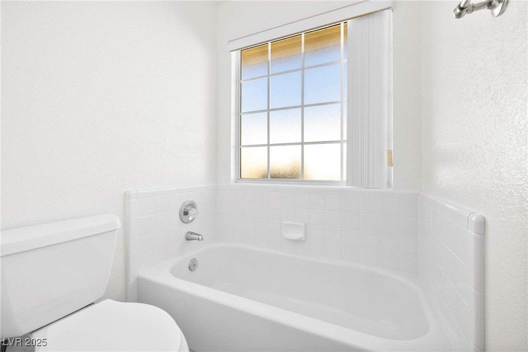 5448 Cove Point Drive Property Photo 19