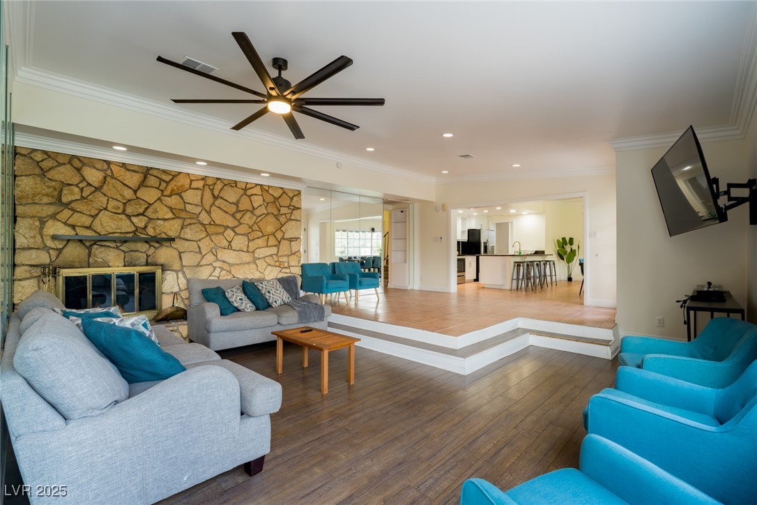 Becke Sub Real Estate Listings Main Image