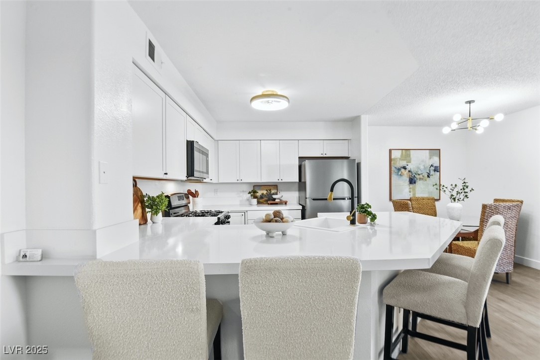 7904 Fossil Creek Lane 101 Property Photo 2