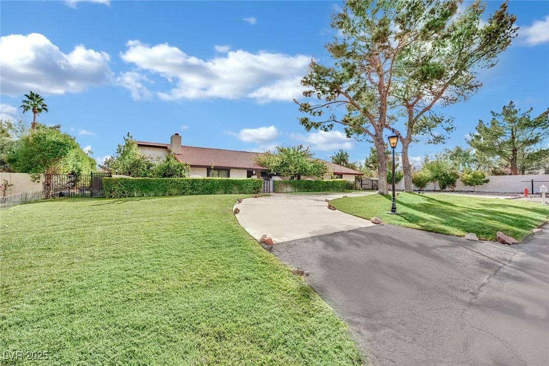 3221 Montecito Drive Property Photo 4