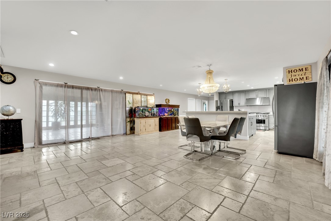 3221 Montecito Drive Property Photo 14