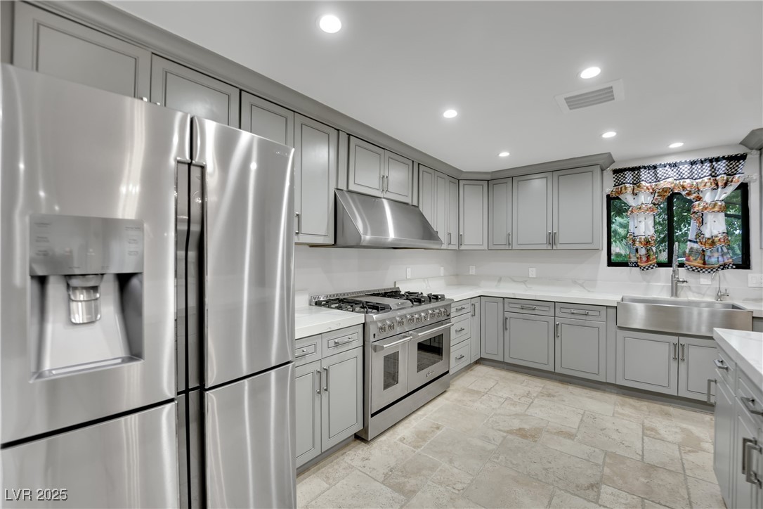 3221 Montecito Drive Property Photo 19