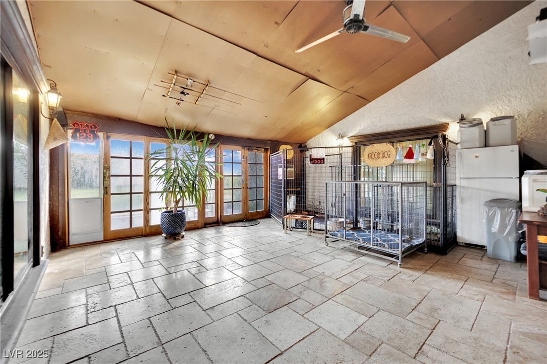 3221 Montecito Drive Property Photo 49