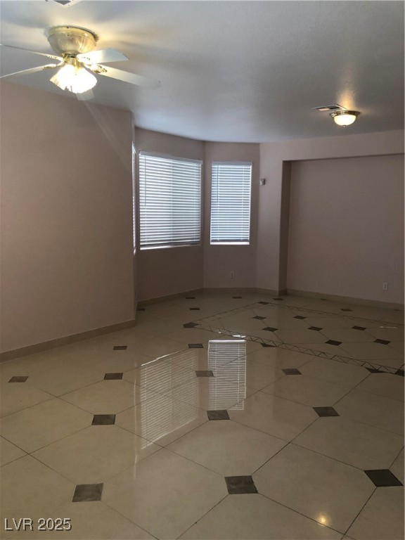 8122 Delphi Court Property Photo 6