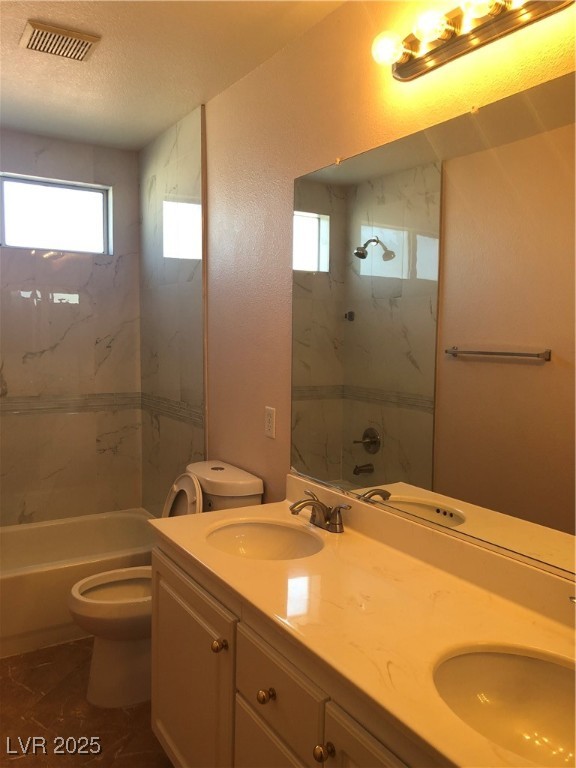 8122 Delphi Court Property Photo 40